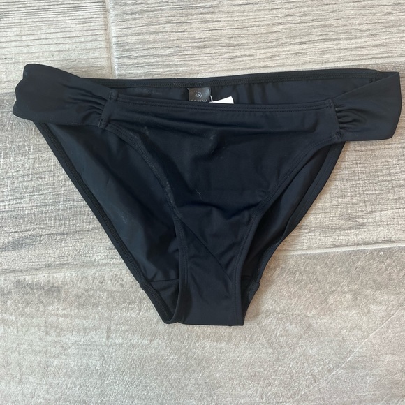 Dorina black bikini bottom NWT medium - Picture 1 of 2